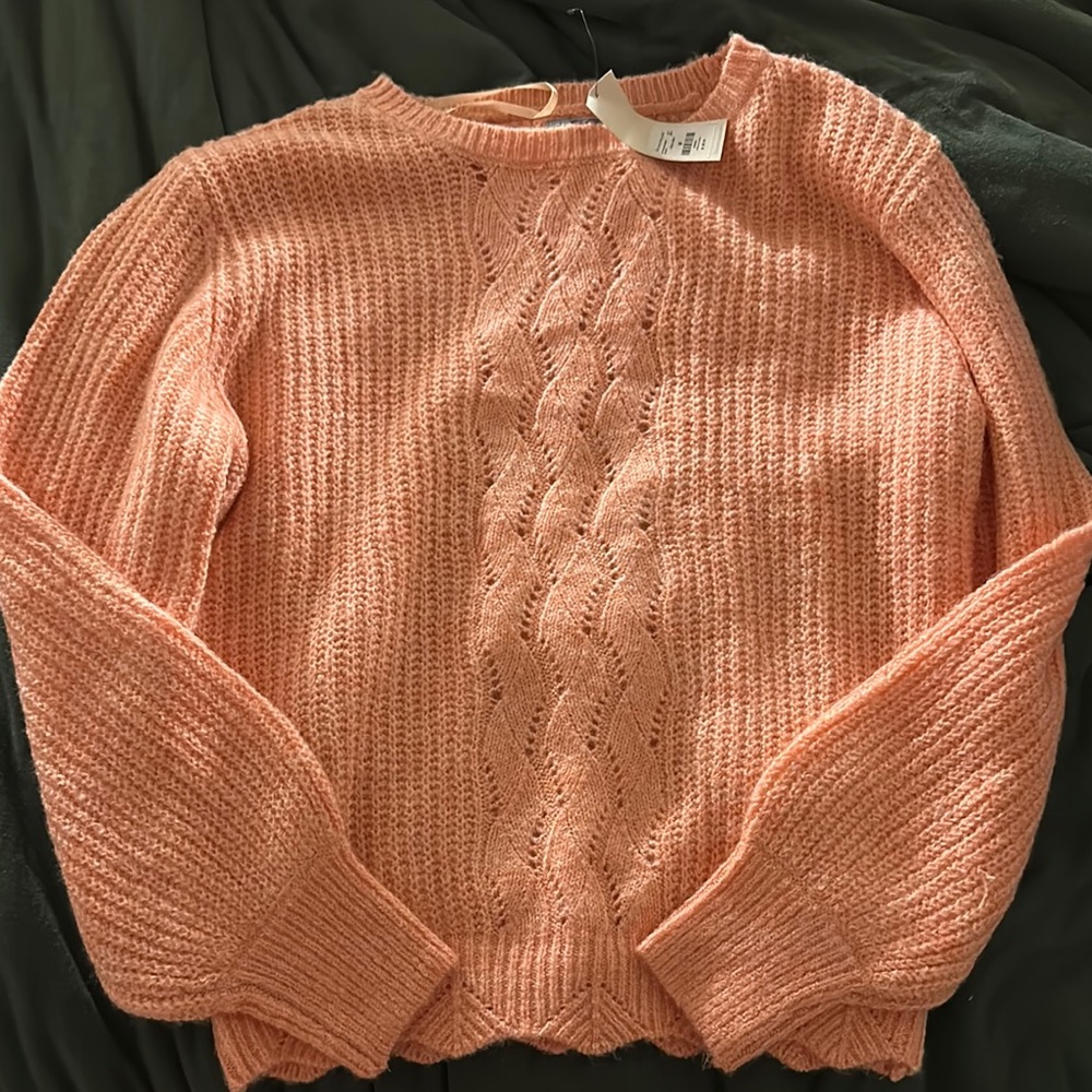 Cake Pink Cable-Knit Crew Neck Sweater